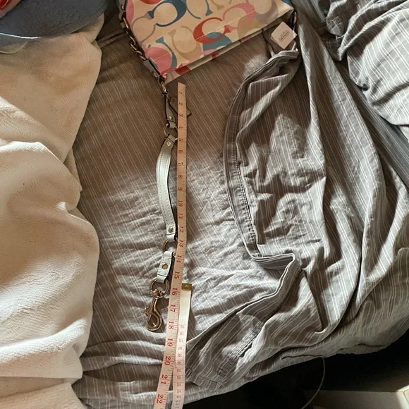 Coach Carly Signature Optic Hobo Bag jacquard fabric silver leather trim/chain - Picture 12 of 16